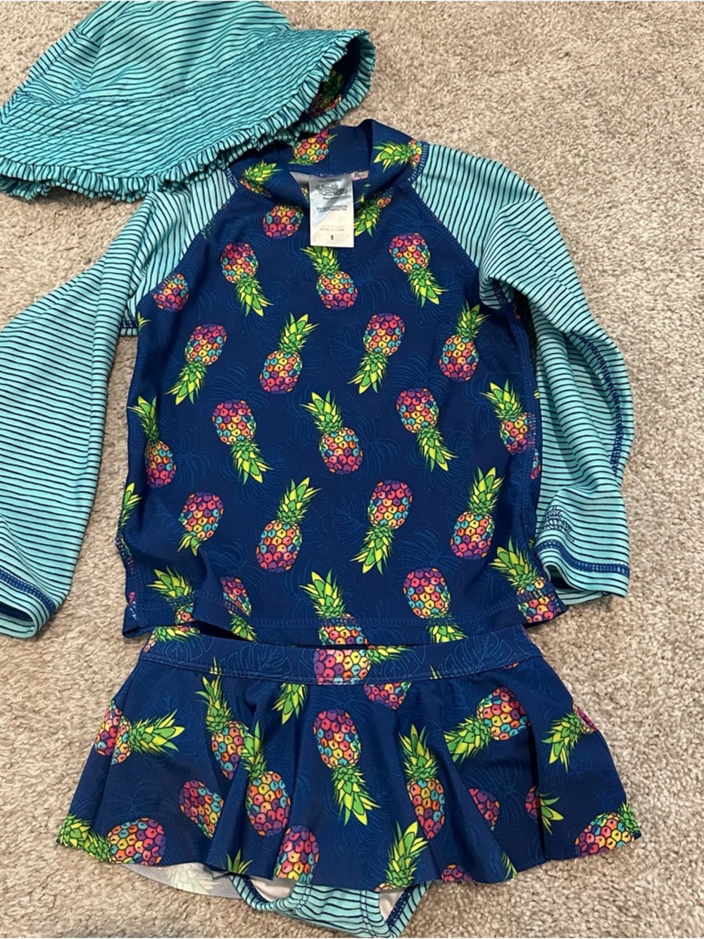 UV Skinz Little Girl Size 5 Swim Set EUC